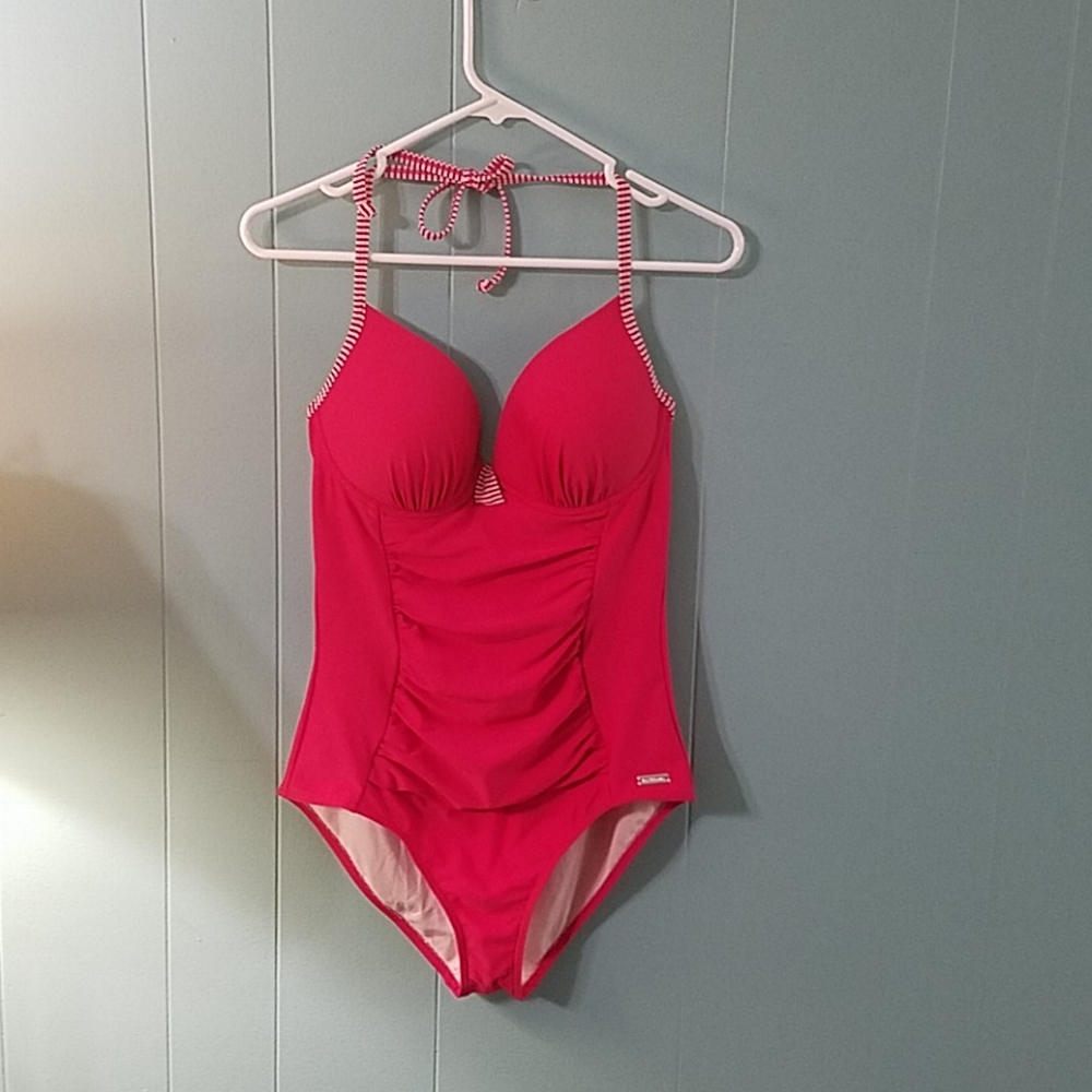 Lascana pink bathing suit size 10C